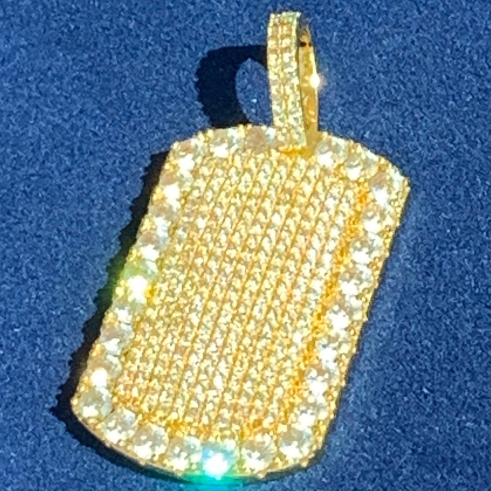 Men’s or ladies Pendant